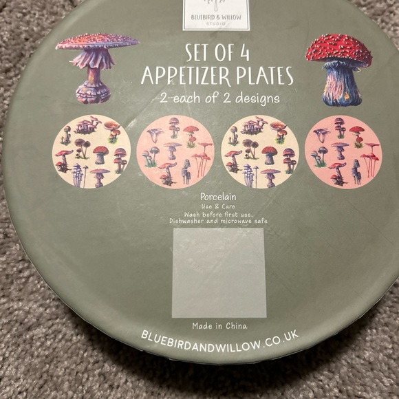 Bluebird & Willow 4ct Appetizer Luncheon Mushroom Plates Porcelain Boxset New - Picture 2 of 3